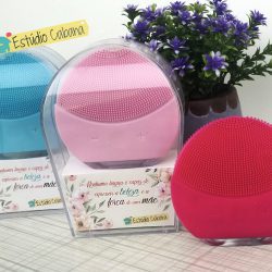 Brinde personalizado Dia das Mães orporativo criativo com massageador elétrico.