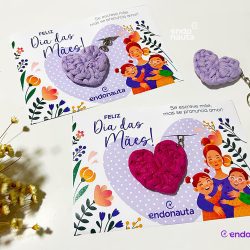 Cartão com chaveiro fio de malha