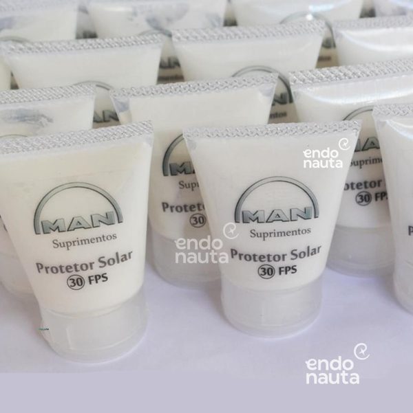 Protetor solar bisnaga personalizado para brinde