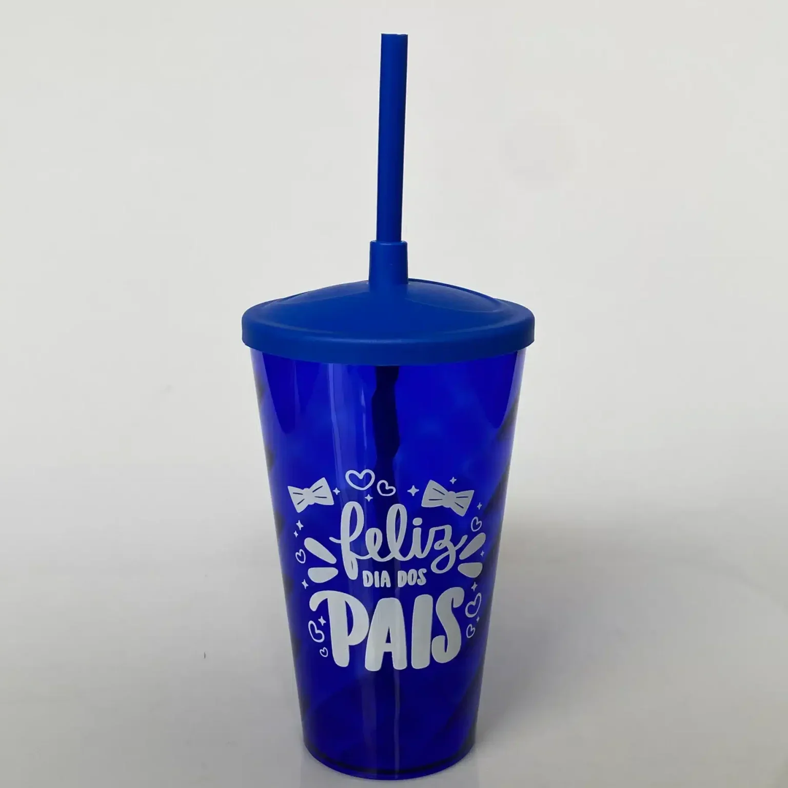 COPO-KIT-FESTEJAR-DIA-DOS-PAIS-scaled-e1747312832156-1536×1536 (1)