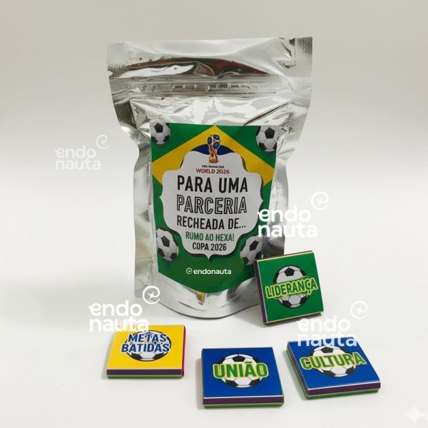Brinde Saquinho dos Desejos com tabelte de chocolate para copa do mundo